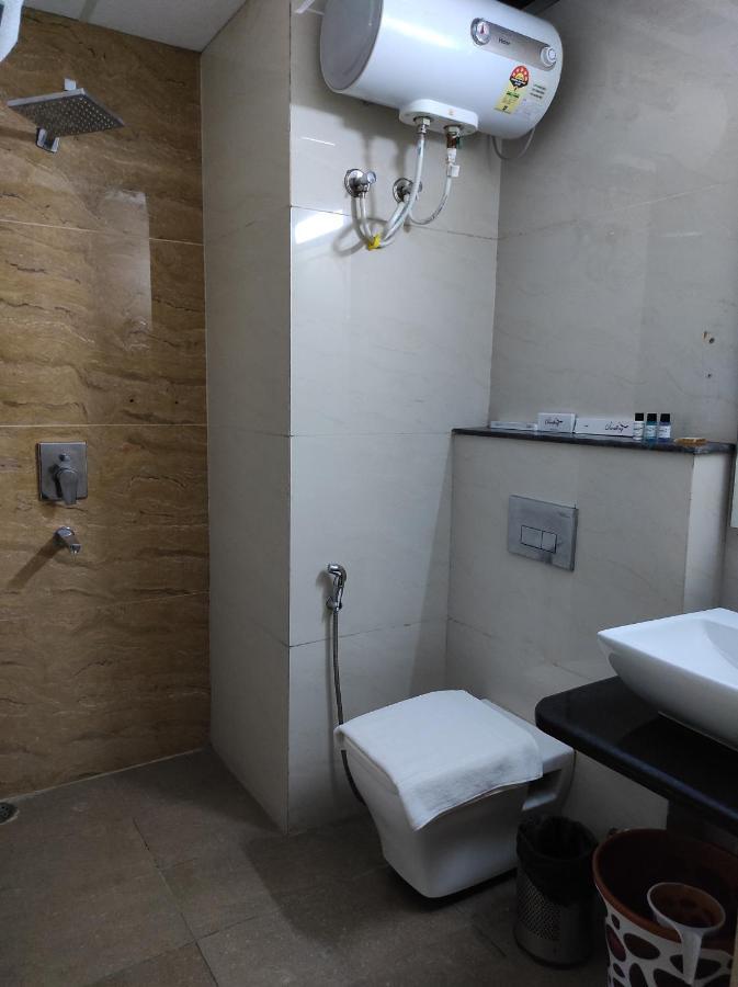 Hotel The Dwelling Paradise Greater Noida Exteriér fotografie