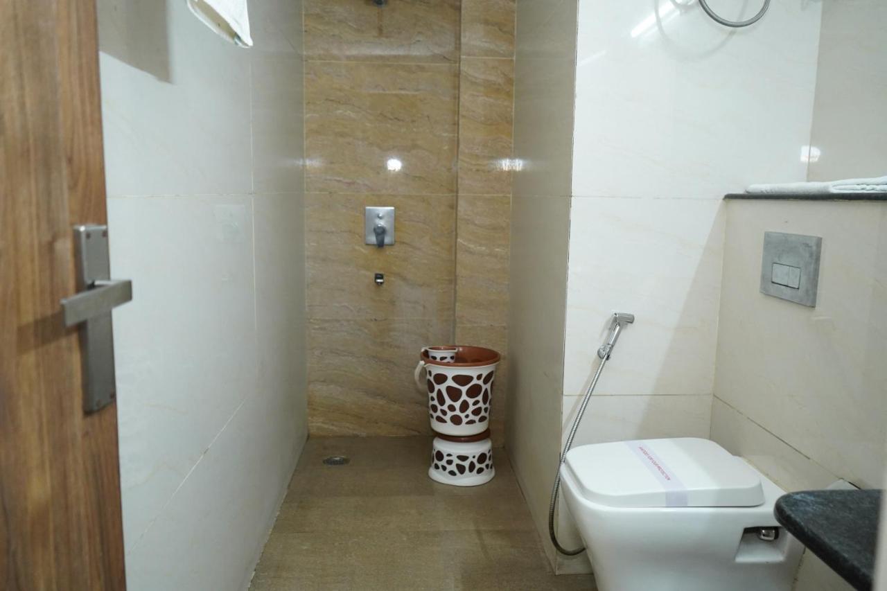 Hotel The Dwelling Paradise Greater Noida Exteriér fotografie
