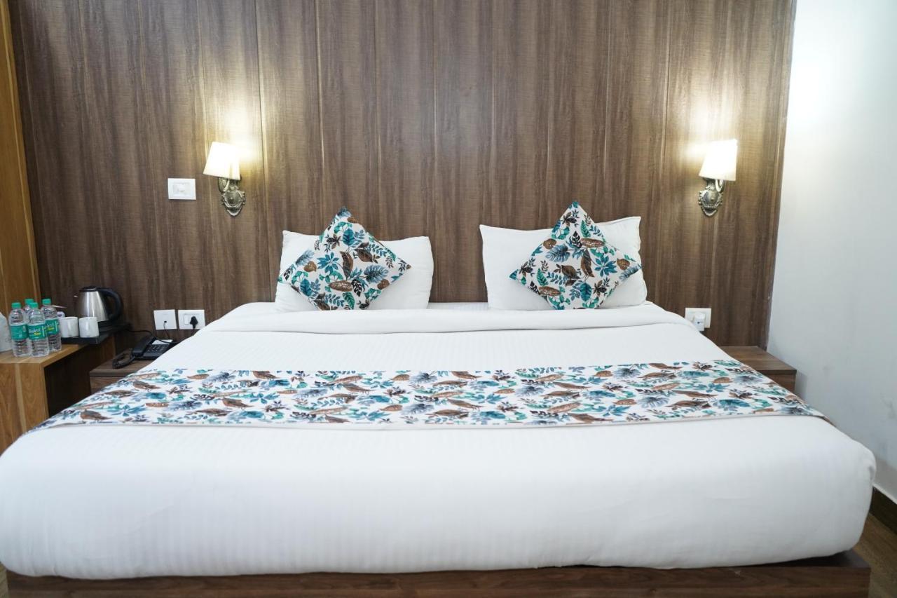 Hotel The Dwelling Paradise Greater Noida Exteriér fotografie