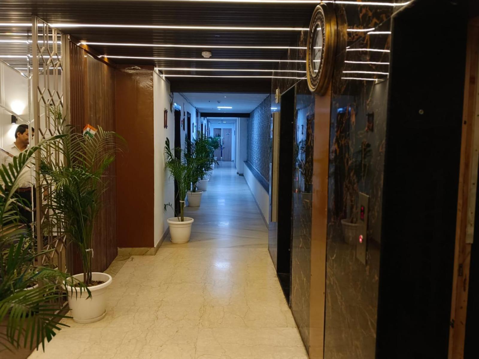 Hotel The Dwelling Paradise Greater Noida Exteriér fotografie